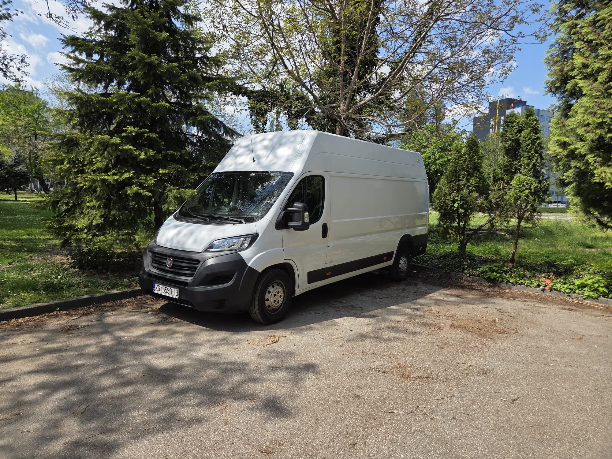 InterrUPT — kombi utovarni prostor